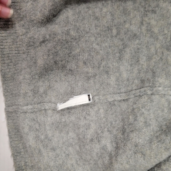 Camaieu Slouchy Oversized Grey Cardigan Sweater - Picture 3 of 4